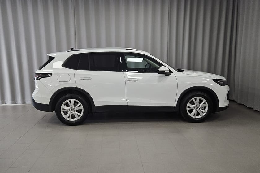 Bild 4 av Volkswagen Tiguan Life 1.5 eTSI 150HK Aut I P-värm I Drag