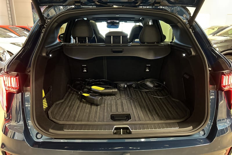 Lynk & Co 01 PHEV