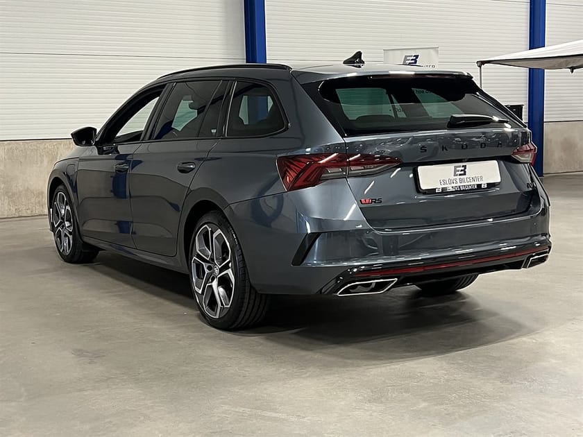 Bild 5 av Škoda Octavia Kombi RS iV Skoda DSG 245 HK / Canton / Matrix / Backkamera /