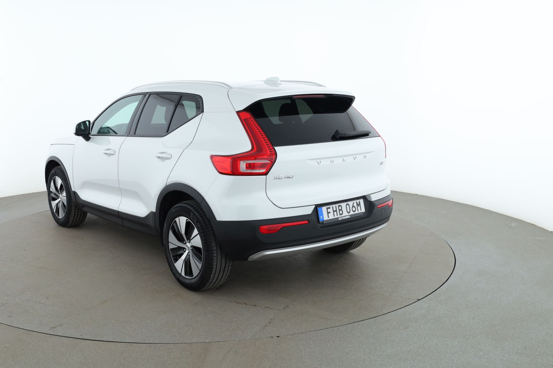 Volvo XC40 B4 2022, bild 3/29
