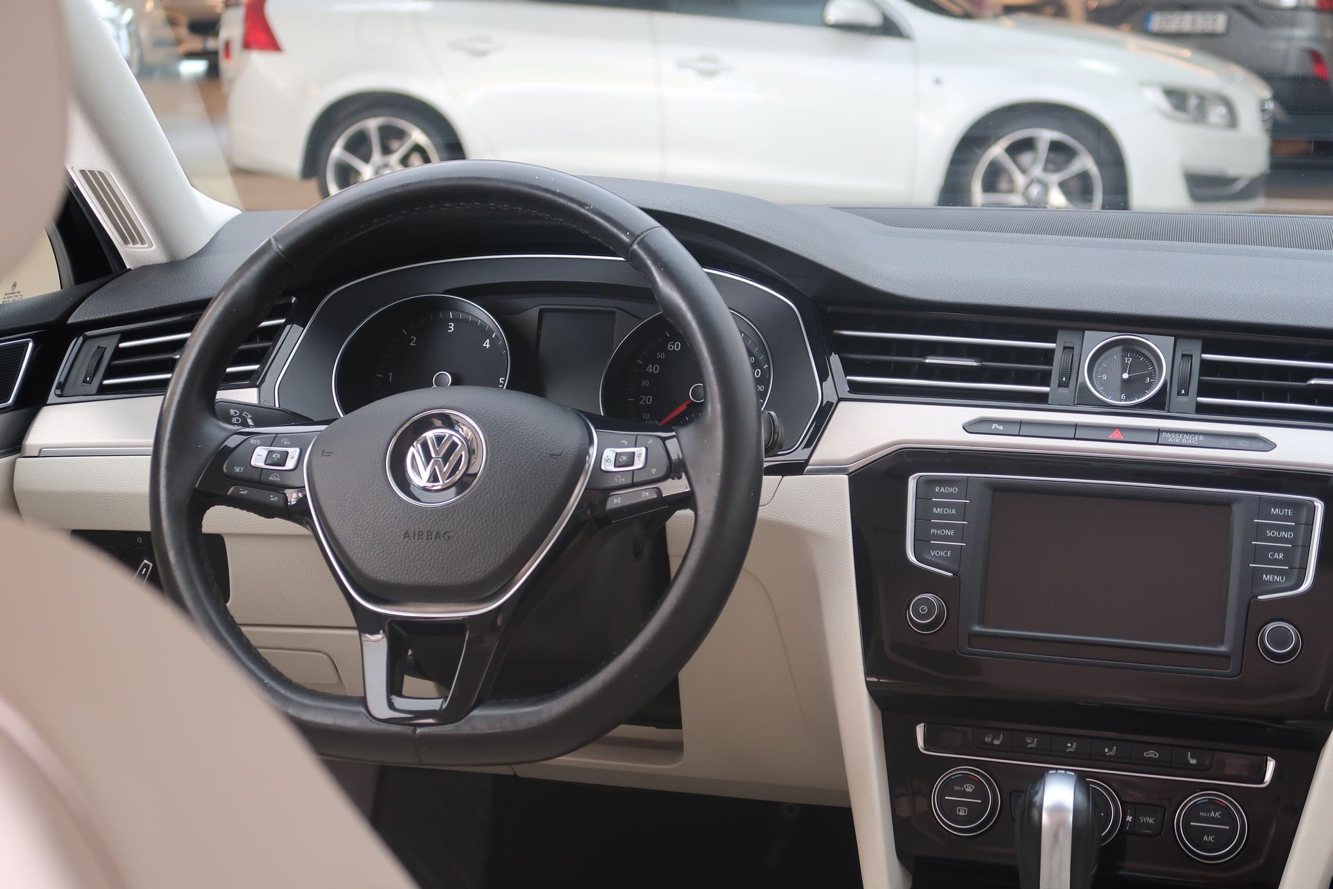 Volkswagen Passat 2.0 TDI 4Motion 190HK 2016, bild 7/20