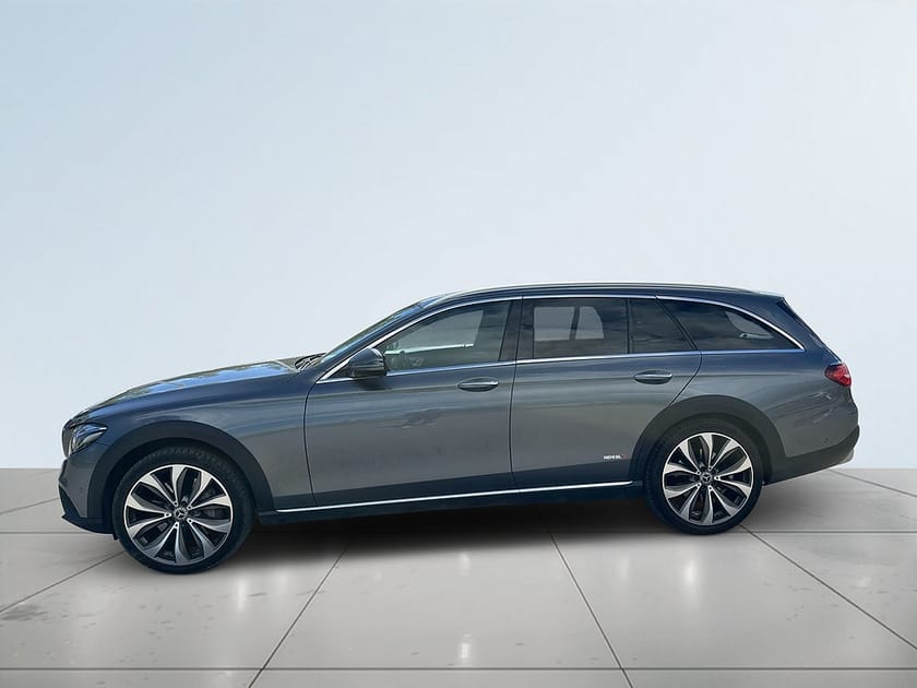 Bild 4 av Mercedes-Benz E 350 d 4MATIC All-Terrain 4M Premium+ Pano/Kamera/SoV/Burmester