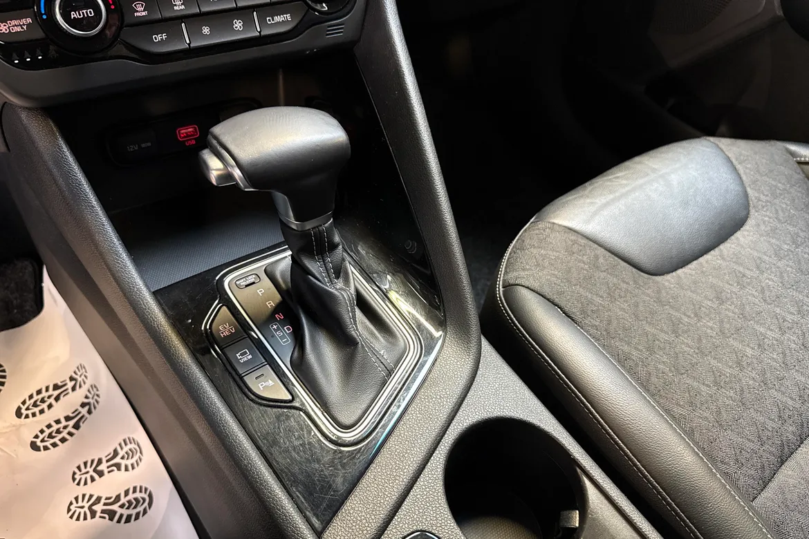 picture of a car