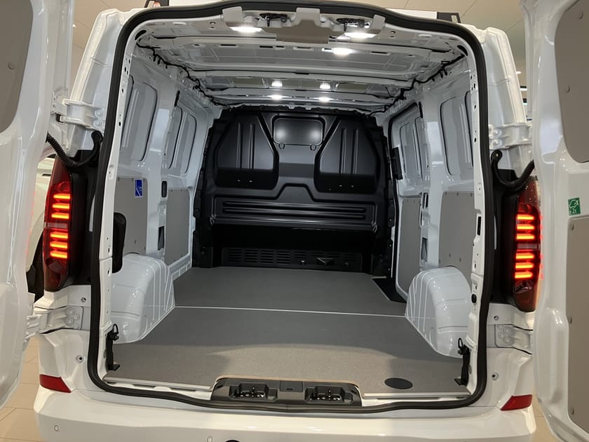 Bild 5 av Volkswagen Transporter L1 2.0 TDI aut.