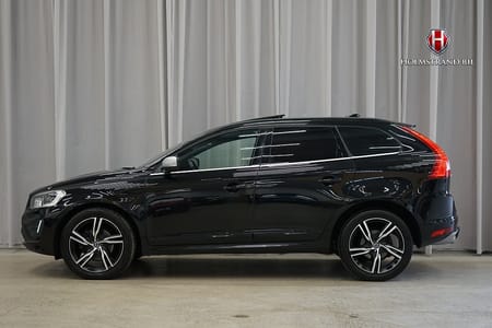 Volvo XC60 D4 AWD 190hk R-Design Pano Dvärm Rattvärm Kamera Adapt