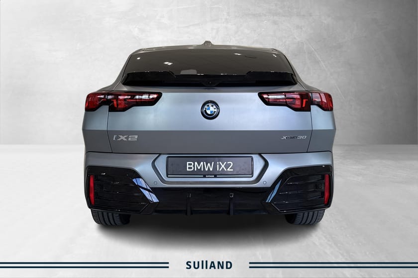 Bilde 4 av BMW iX2 xDrive30 M Sport | Harman | Iconic Glow