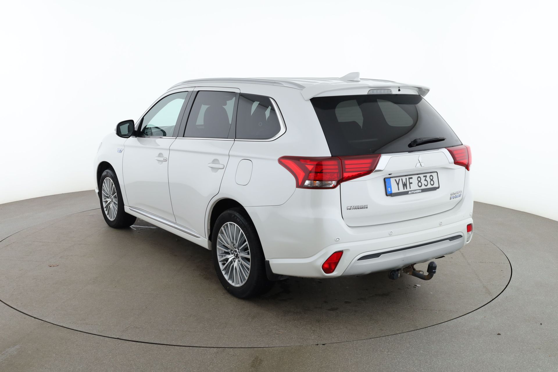 Mitsubishi Outlander 2019, bild 3/10
