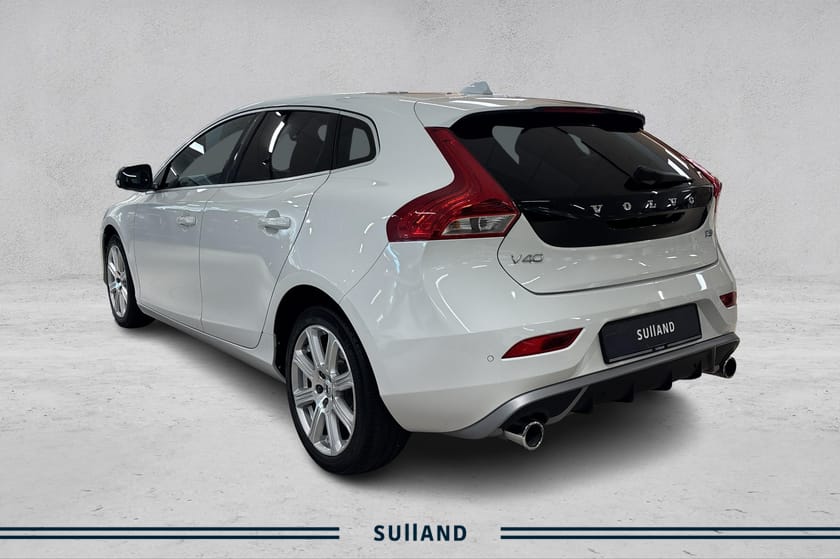 Bilde 3 av Volvo V40 T2 | R-Design | Manuell | Bensin | Lav KM