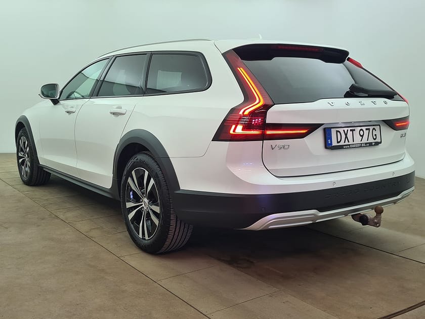 Bild 4 av Volvo V90 Cross Country B4 197hk AWD Core Drag Kamera Skinn Carplay