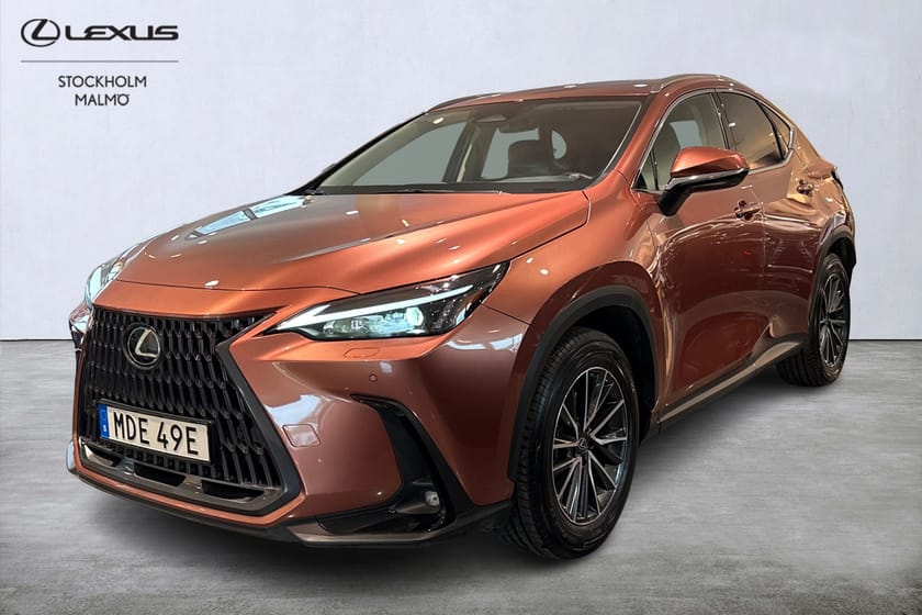 Bild 1 av Lexus NX 450h+ Business Plus AWD 309hk Drag P-värm Navi Keyless