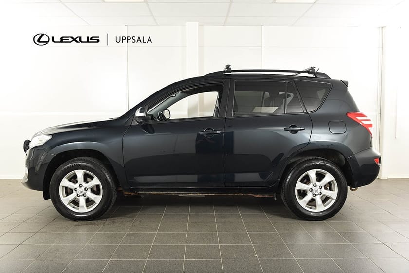 Bild 2 av Toyota RAV4 2.0 VVT-i 4x4 Automat Dragkrok Motorvärmare