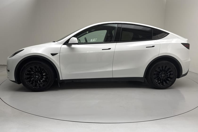 Bild 2 av Tesla Model Y Long Range AWD Dual Motor Dragkrok