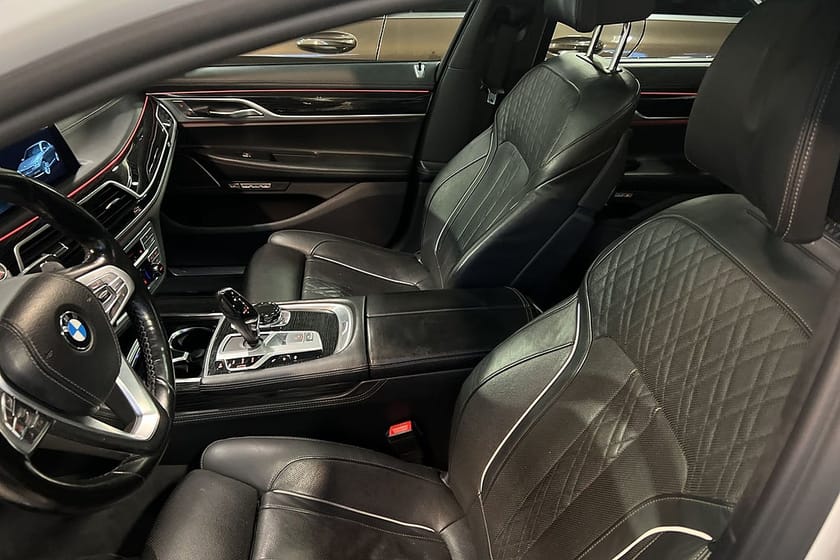 Bild 5 av BMW 750d xDrive 750 M Sport Massage Head Up