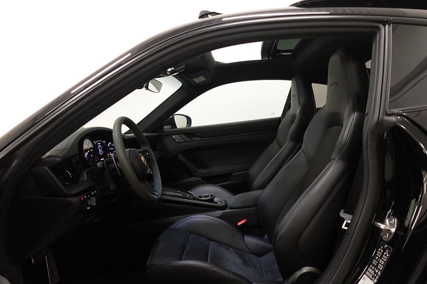 Bild 4 av Porsche 911 Carrera 4 GTS PDK PDLS+ BOSE 18-Vägs PANO 480hk Sv-Såld
