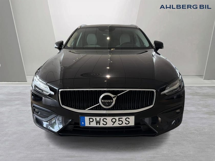 Bild 4 av Volvo V60 T5 Momentum Pro Edition, Teknikpaket, Loungepaket, Klimatpaket, Dragkrok Halvautomatisk, Parkeringskamera 360, Navigation