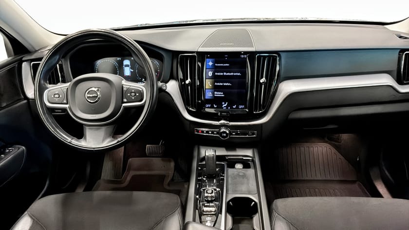 Bild 4 av Volvo XC60 B4 AWD 197hk Geartronic // Drag // Momentum Advanced SE II
