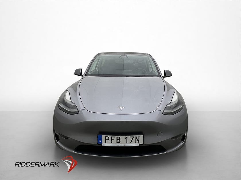Bild 3 av Tesla Model Y Long Range AWD Autopilot Dragkrok Svensksåld