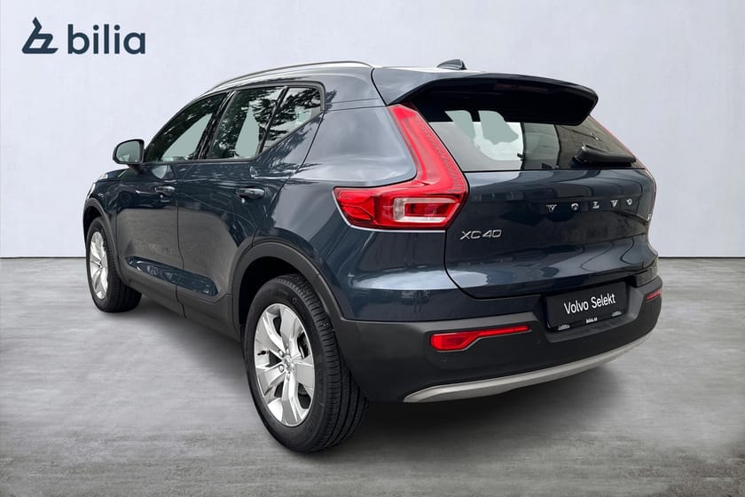 Bild 2 av Volvo XC40 T3 FWD aut Momentum Advanced