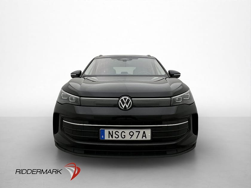 Bild 2 av Volkswagen Tiguan 1.5 eTSI MOMS Cockpit Kamera Värm Drag
