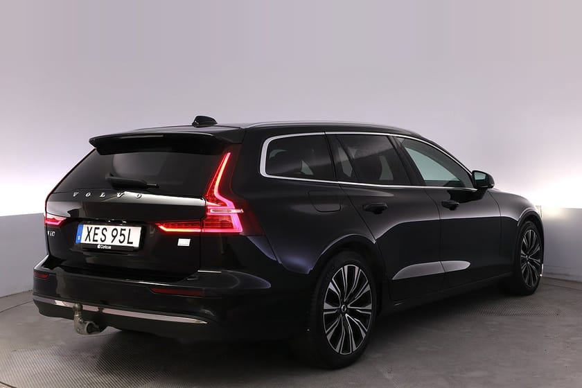 Bild 5 av Volvo V60 Recharge T6 AWD Core AdapFarth Kamera Drag Blis