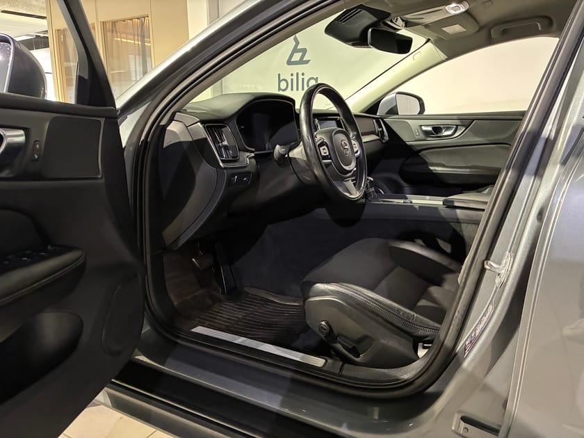 Bild 5 av Volvo V60 Cross Country D4 AWD Advanced Edt |Dragkrok|