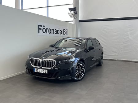 BMW 530e xDrive Touring M Sport Drag Rattvärme Adaptiv Farth.