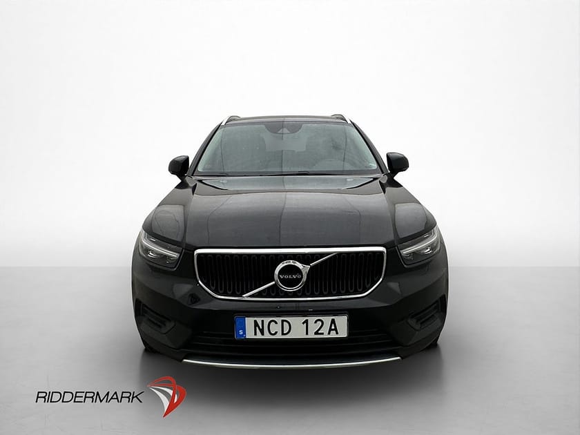 Bild 2 av Volvo XC40 T3 163hk Momentum Advanced Kamera Navi Värmare