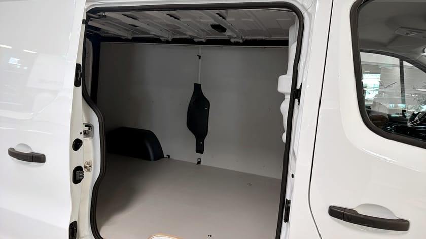 Bild 5 av Renault Trafic Skåpbil L2H1 NORDIC LINE DCI 150 AUTOMAT BVA9