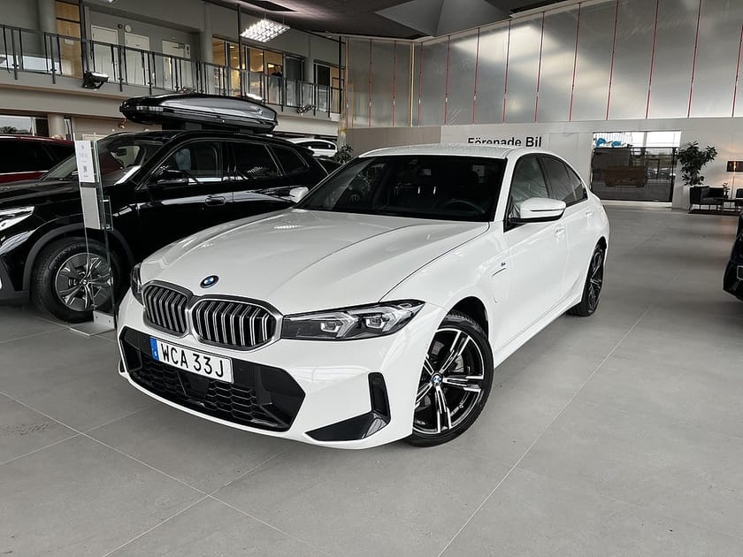 Bild 1 av BMW 330e xDrive Sedan