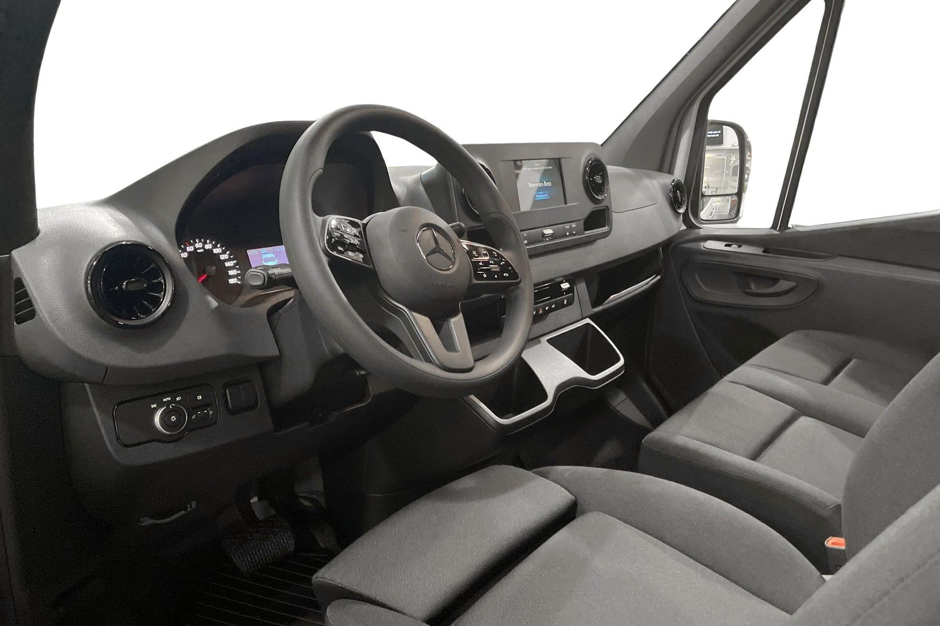 Mercedes-Benz Sprinter 2024, photo 6/20