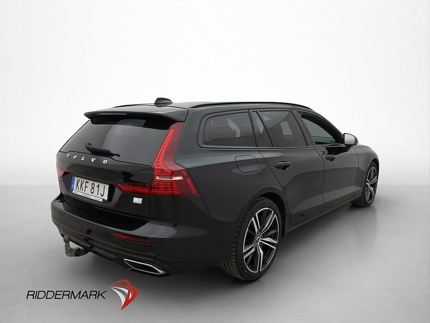 Bild 5 av Volvo V60 Recharge T8 AWD R-Design B&W Pano Skinn Drag 360°