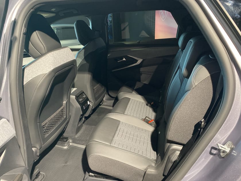 Bild 3 av Peugeot 5008 Hybrid 145 GT 5-d SUV