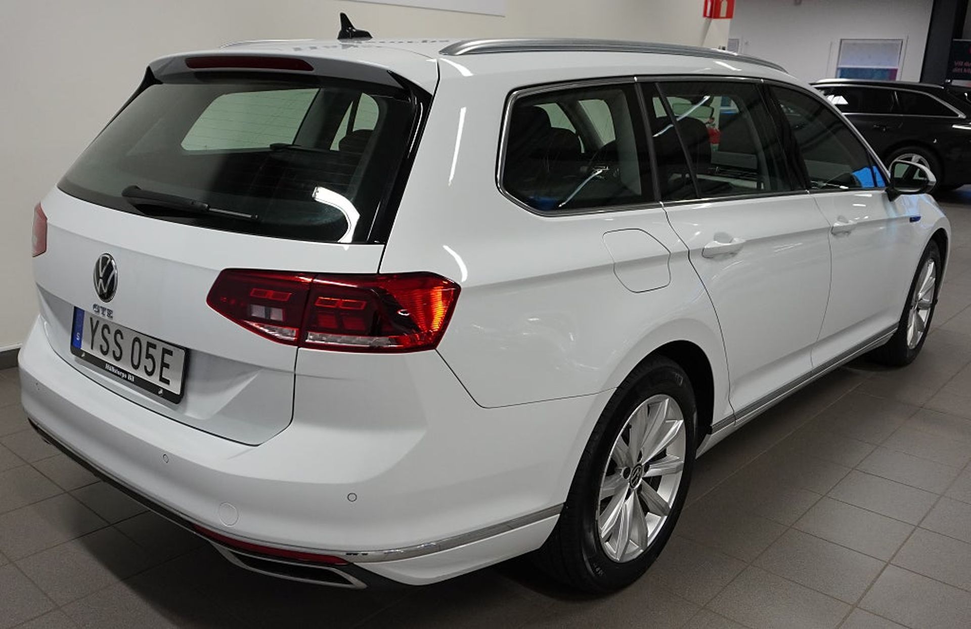 Volkswagen Passat 2023, kuva 4/10