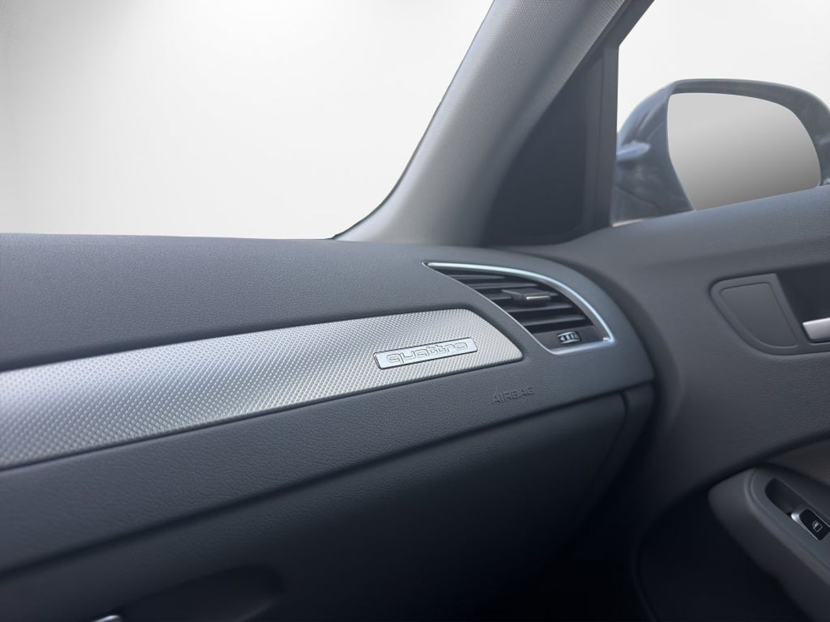 Audi A4 Sedan, bild 14 av 17