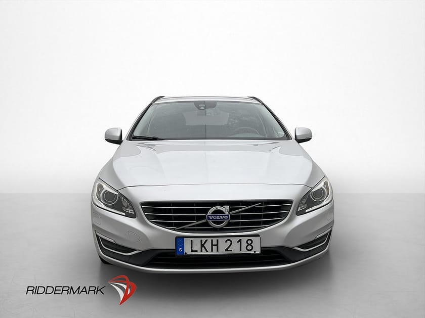 Bild 2 av Volvo V60 D4 190hk Momentum Värmare VOC Navi Välservad