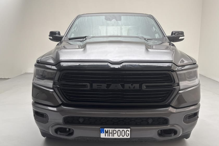 Bild 5 av RAM 1500 Crew Cab 5.7 (395hk) Laramie Night Panorama