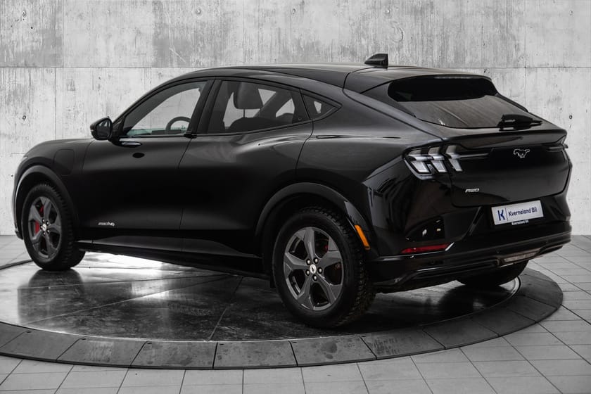 Bilde 3 av Ford Mustang Mach-E Standard Range AWD | R.Kam | ACC | Skinn |FRI FRAKT SØR FOR TRONDHEIM