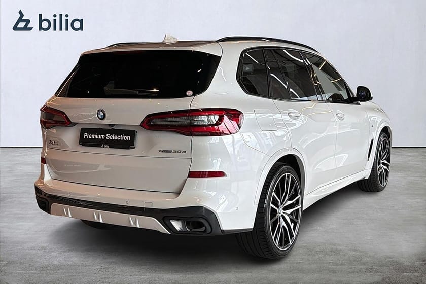 Bild 5 av BMW X5 xDrive30d M Sport | Innovation | 360° | H&K | Drag | 22