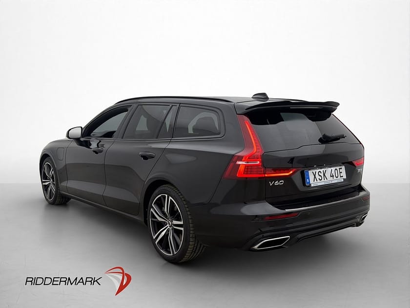 Bild 5 av Volvo V60 T8 Twin Engine AWD R-Design Värmare H/K Pano 360°