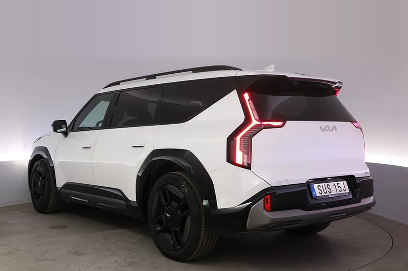 Bild 4 av Kia EV9 AWD GT Line Pano Elstol 7-sits Meridian HUD V-hjul