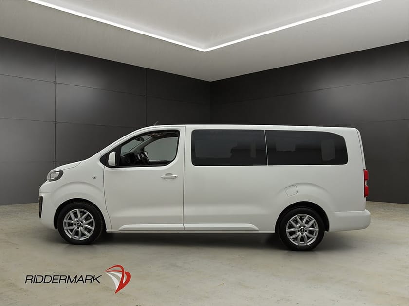 Bild 5 av Peugeot Traveller ExtraLång 2.0HDi 177hk Drag CARPLAY 9-Sits