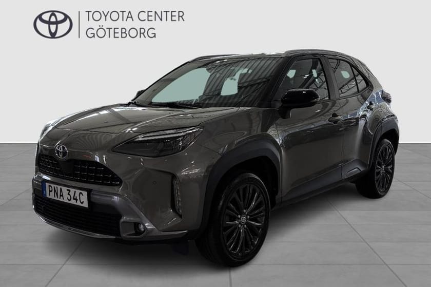 Bild 1 av Toyota Yaris Cross Hybrid AWD-i 1,5 - ADVENTURE - Dragkrok