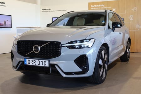 Volvo XC60 Recharge T6 AWD AUT Ultimate Dark Pano H&K Orrefors