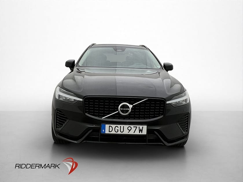 Bild 2 av Volvo XC60 T8 AWD 456hk Plus Dark Panorama H/K 360° Drag