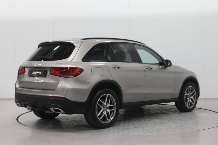 Bilde 4 av Mercedes-Benz GLC 300 e 4MATIC AMG, Premium pakke,Nattpakke, Hengerfeste,+++