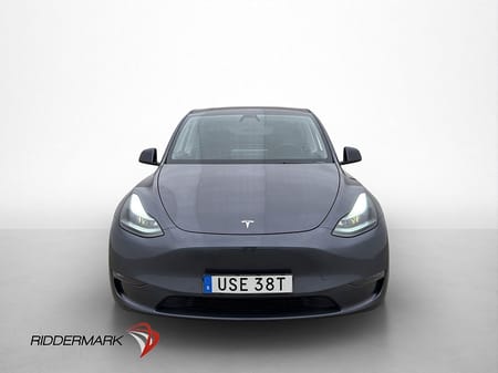 Tesla Model Y Long Range AWD Autopilot Svensksåld MOMS