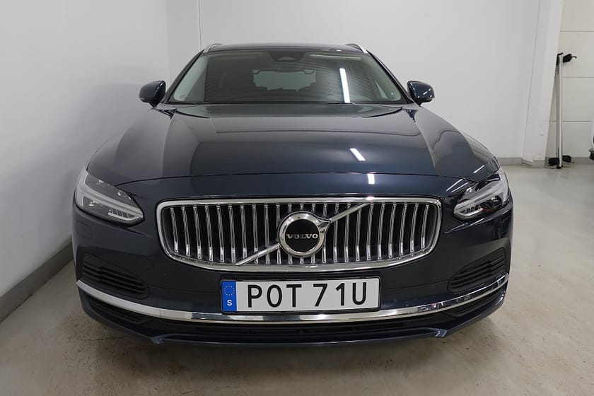 Bild 2 av Volvo V90 Recharge T6 AWD Drag P-Värm Adap-F Kamera