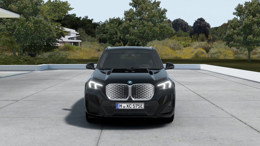 Bild 3 av BMW iX1 xDrive30 M Sport Business Ed Drag HUD DA