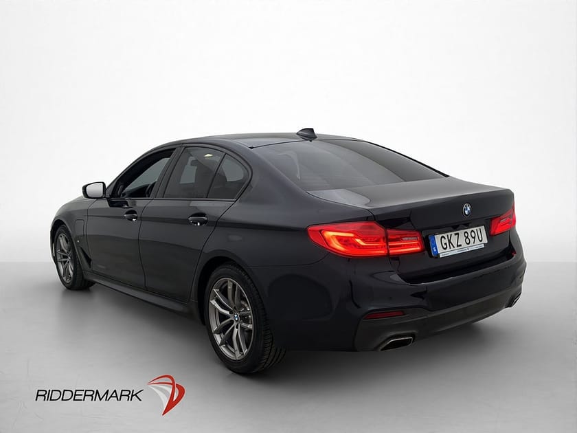 Bild 5 av BMW 530e iPerformance Sedan 252hk M-Sport H/K Pano Kamera Navi