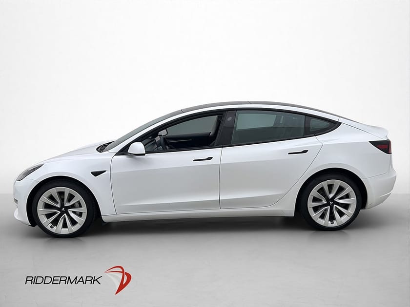 Bild 5 av Tesla Model 3 Long Range AWD Sv-Såld Autopilot Panorama